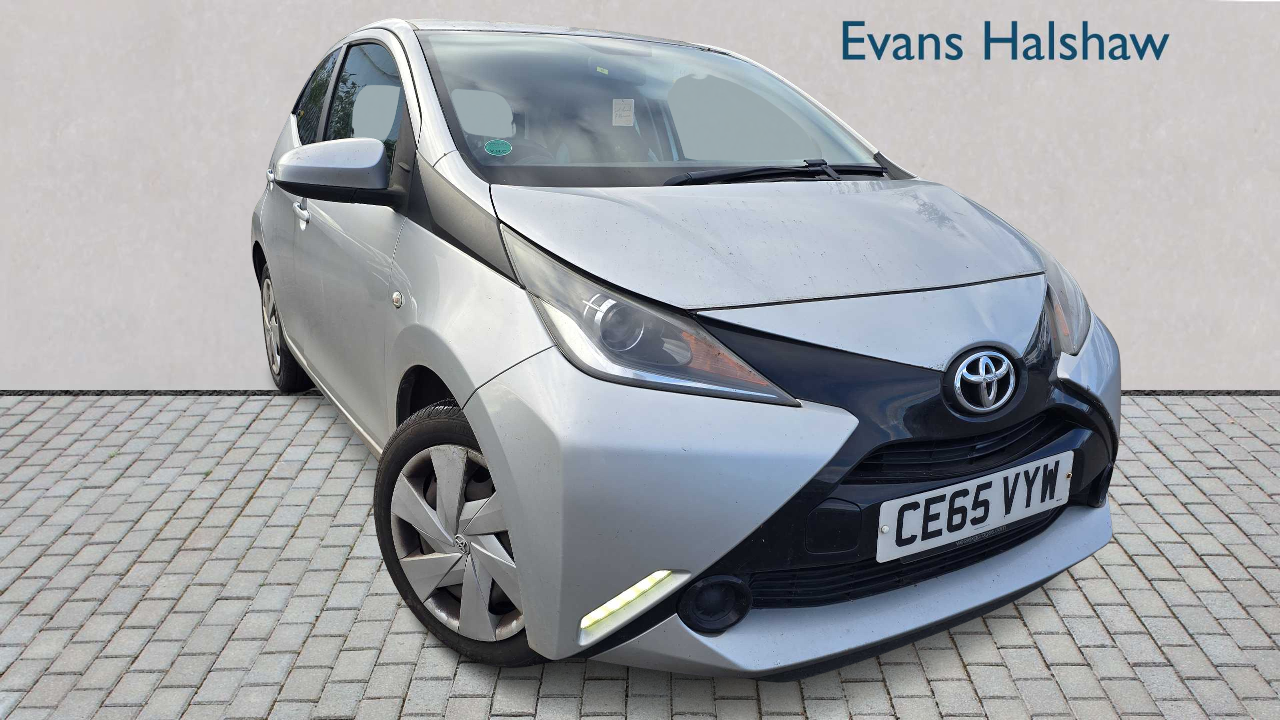Main listing image - Toyota Aygo