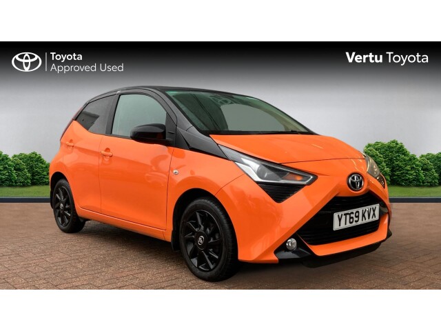 Main listing image - Toyota Aygo