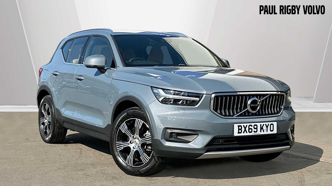 Main listing image - Volvo XC40