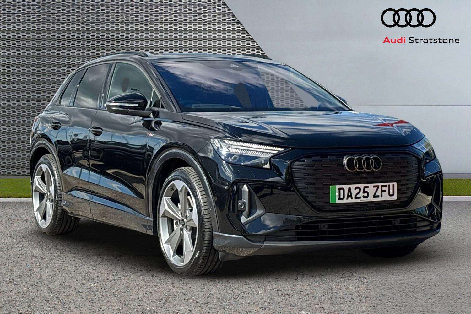 Main listing image - Audi Q4
