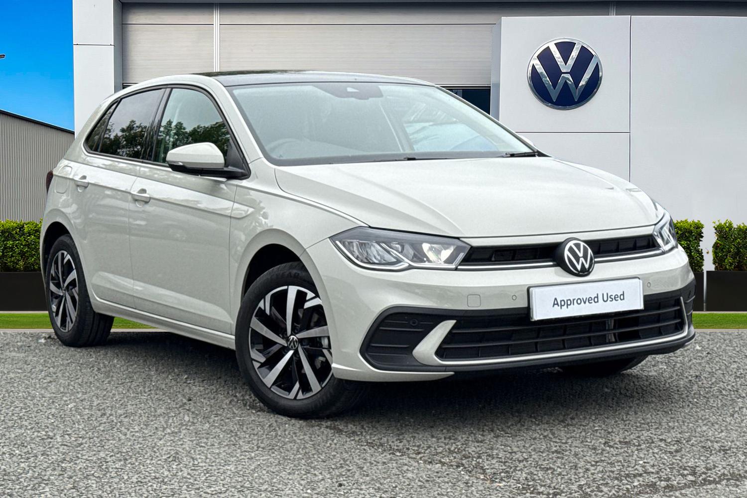 Main listing image - Volkswagen Polo