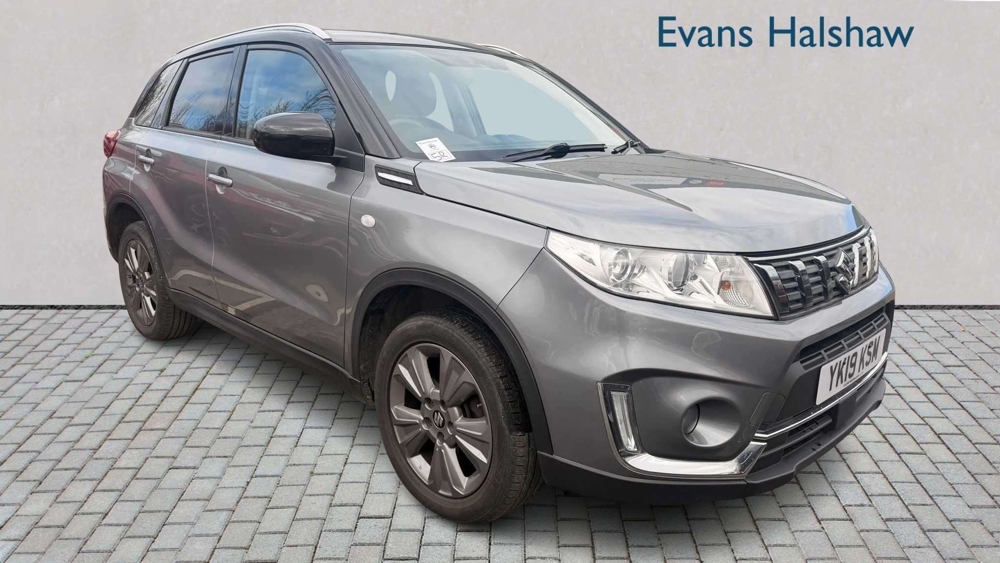 Main listing image - Suzuki Vitara