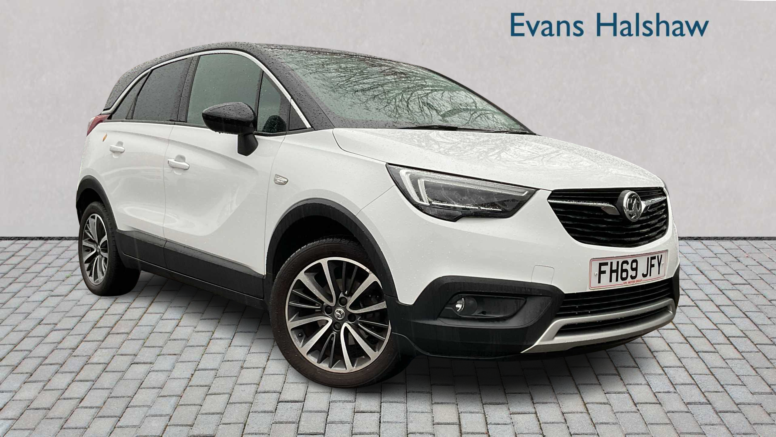 Main listing image - Vauxhall Crossland X