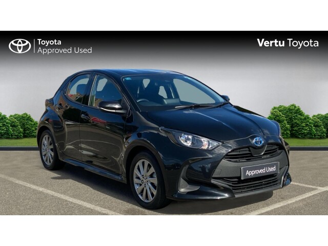 Main listing image - Toyota Yaris