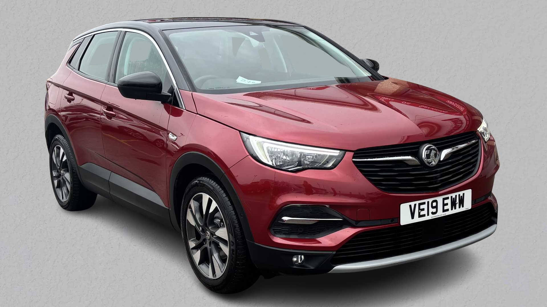 Main listing image - Vauxhall Grandland X