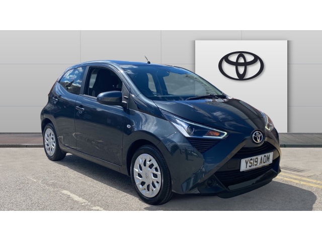 Main listing image - Toyota Aygo