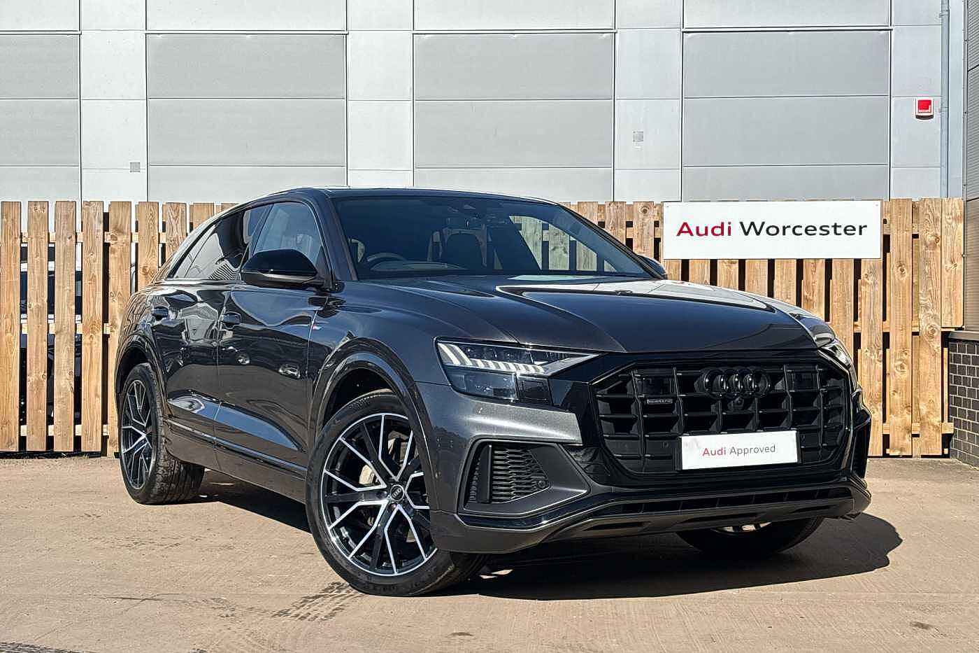 Main listing image - Audi Q8