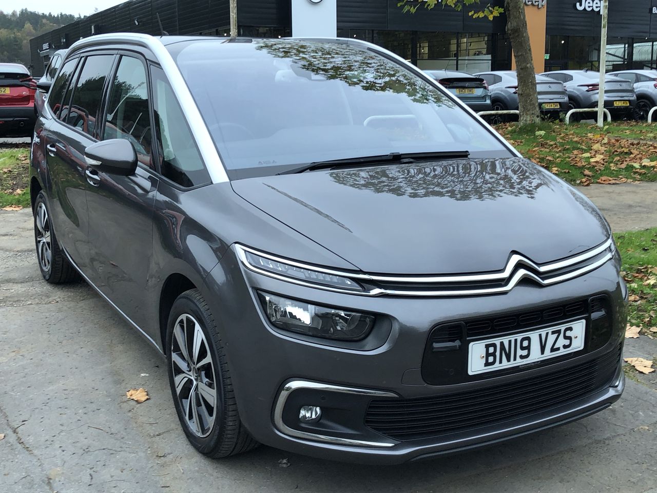 Main listing image - Citroen Grand C4 SpaceTourer