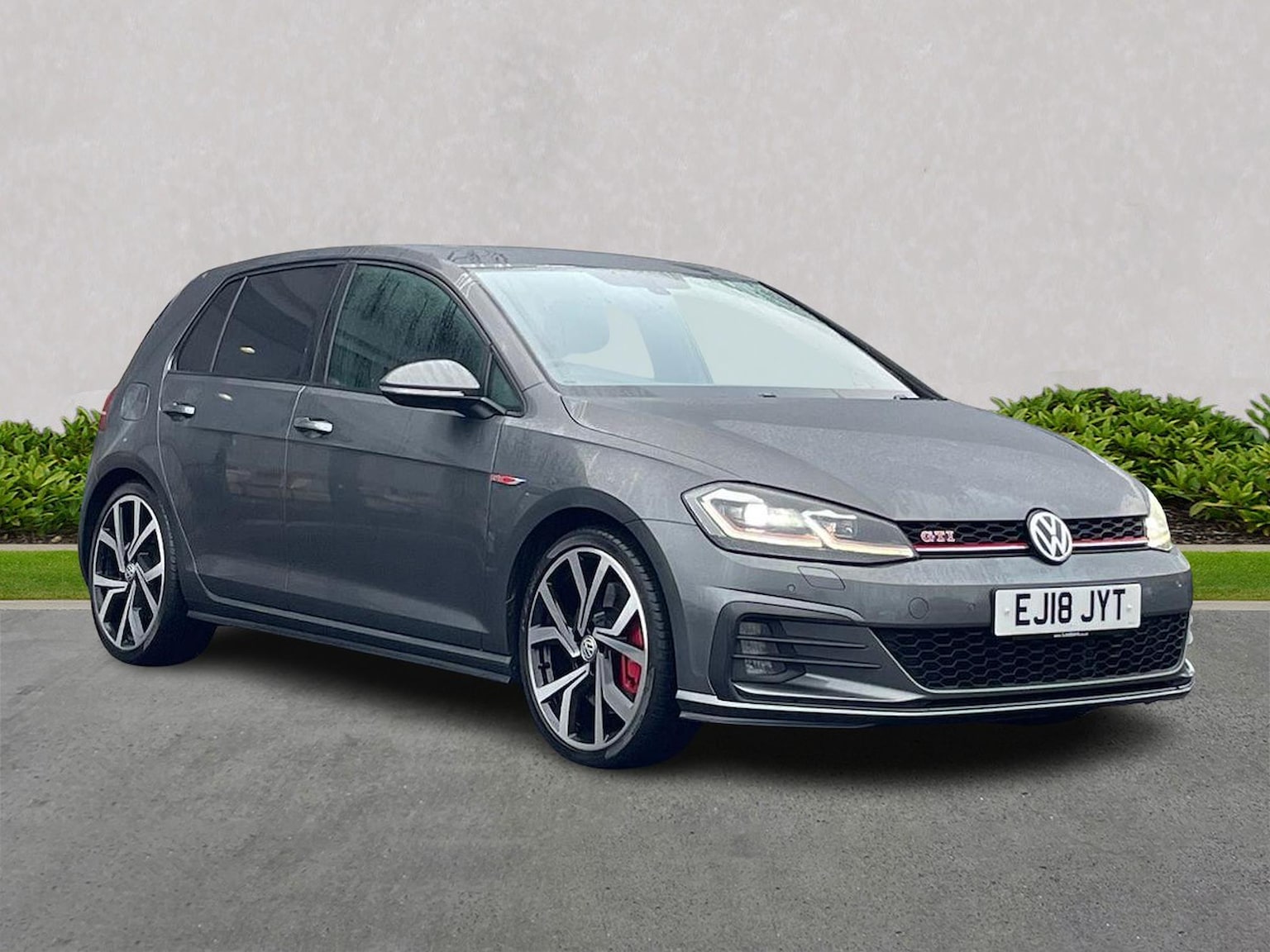 Main listing image - Volkswagen Golf GTI