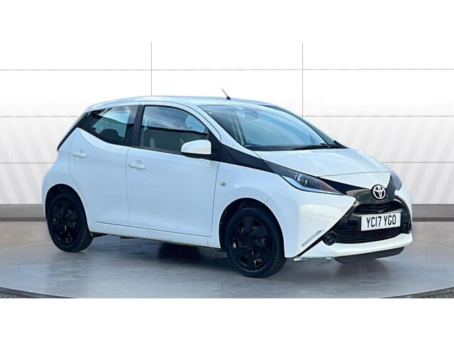 Main listing image - Toyota Aygo