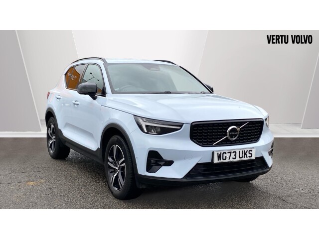 Main listing image - Volvo XC40