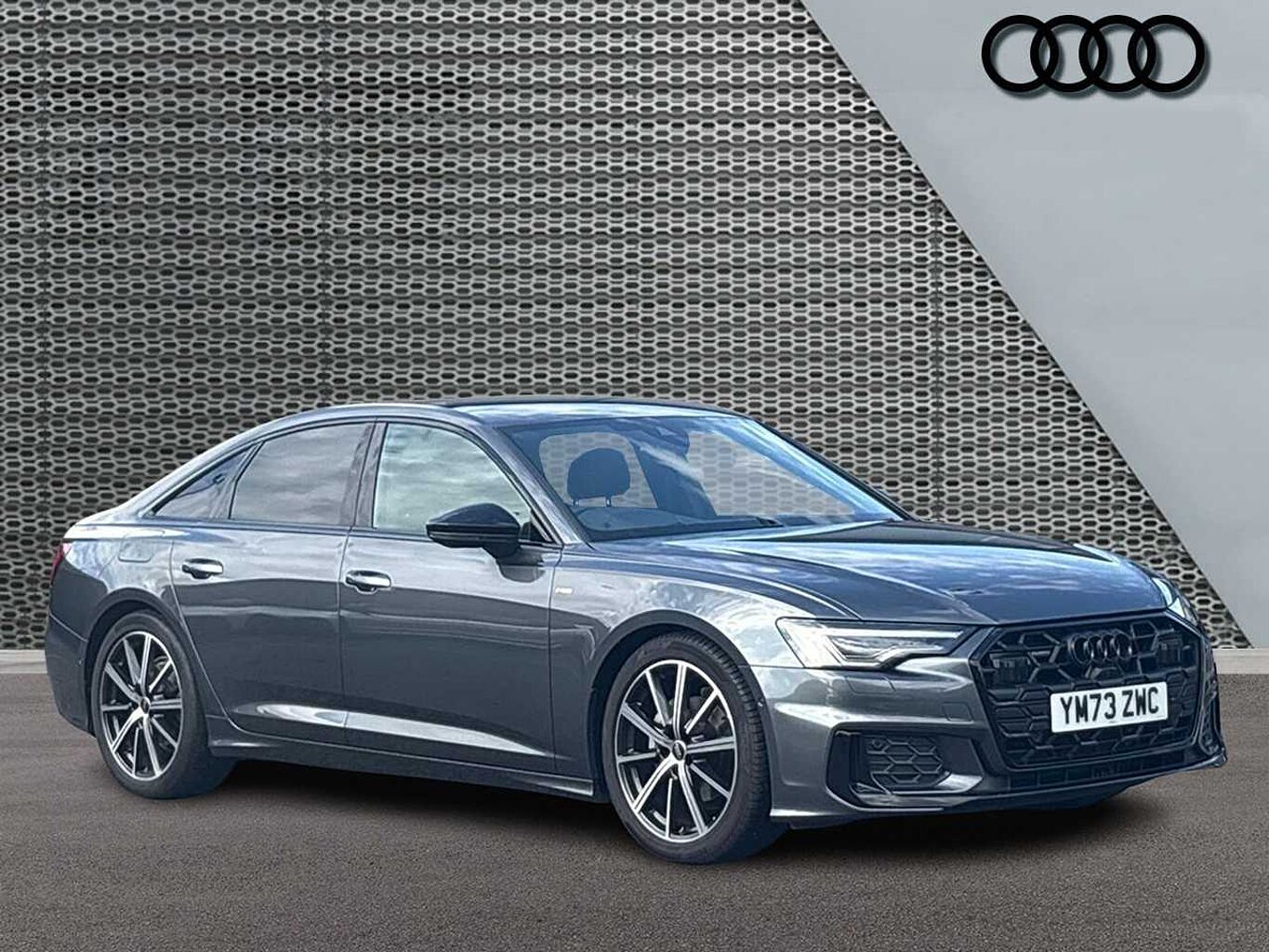 Main listing image - Audi A6