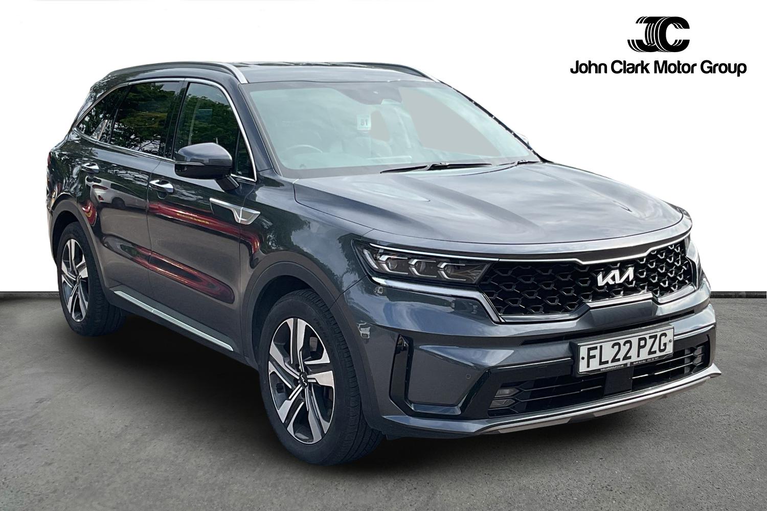 Main listing image - Kia Sorento