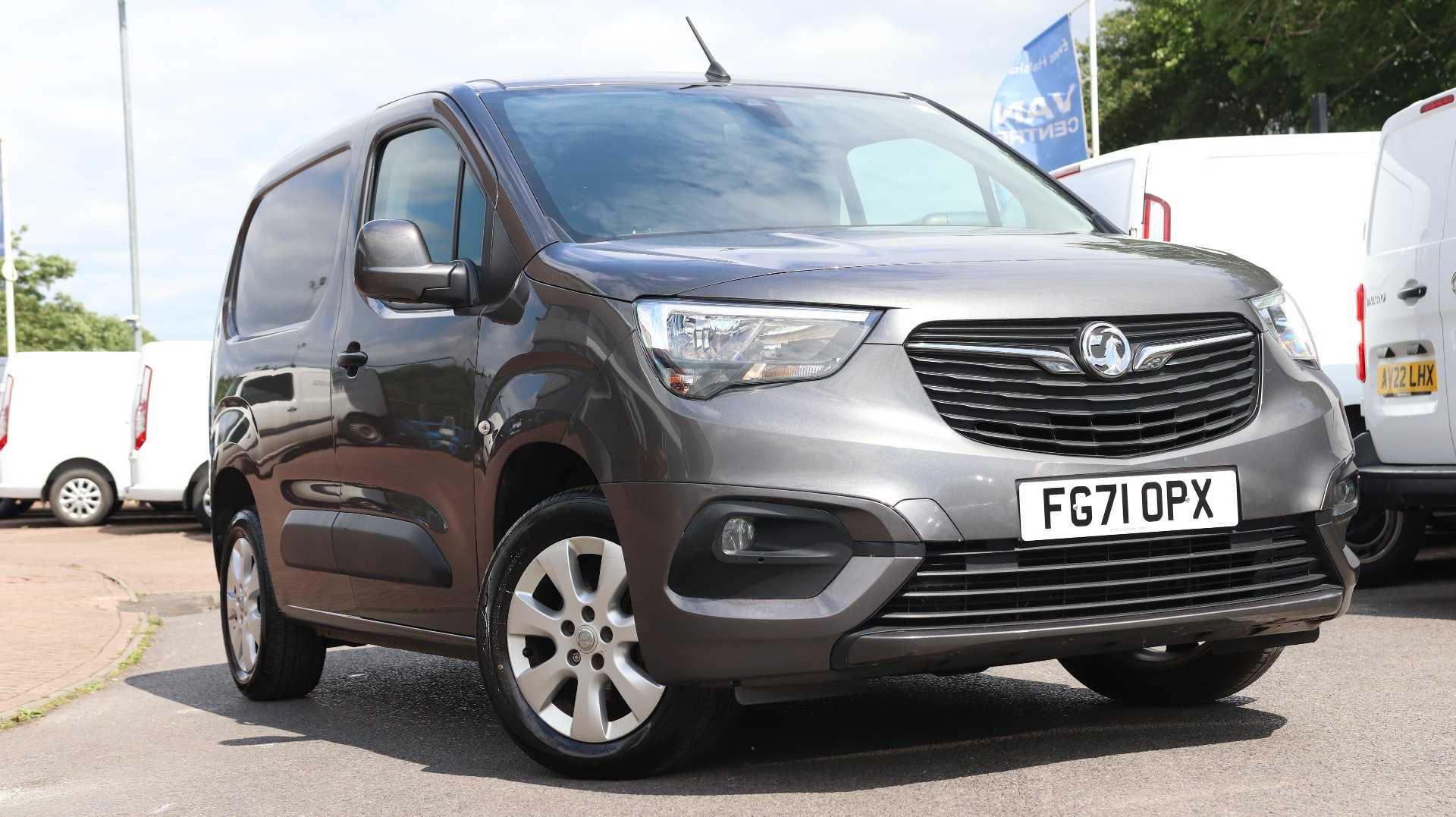 Main listing image - Vauxhall Combo Cargo