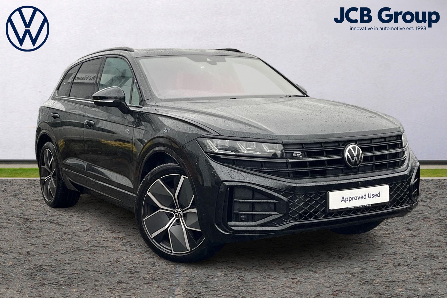 Main listing image - Volkswagen Touareg