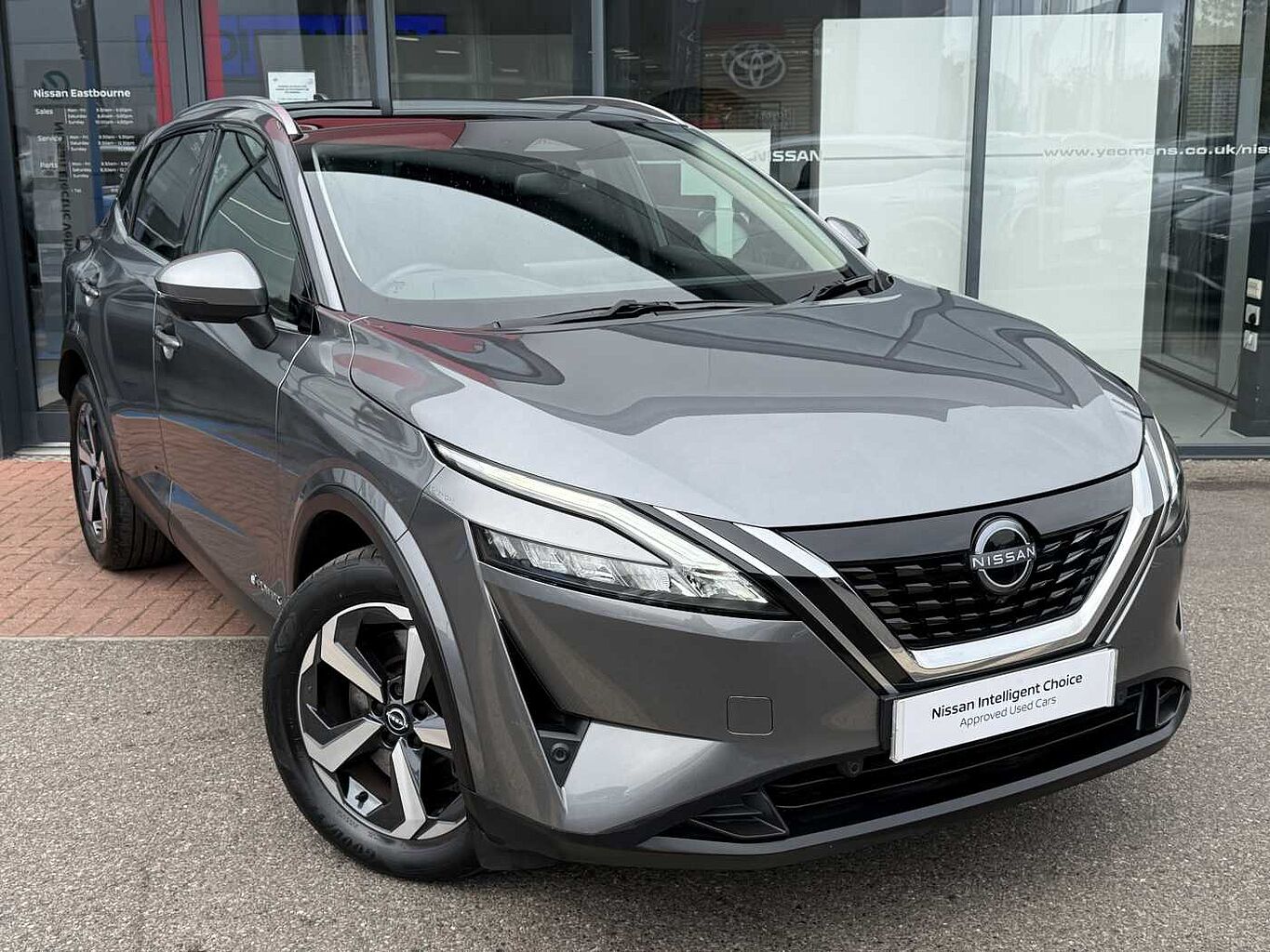 Main listing image - Nissan Qashqai