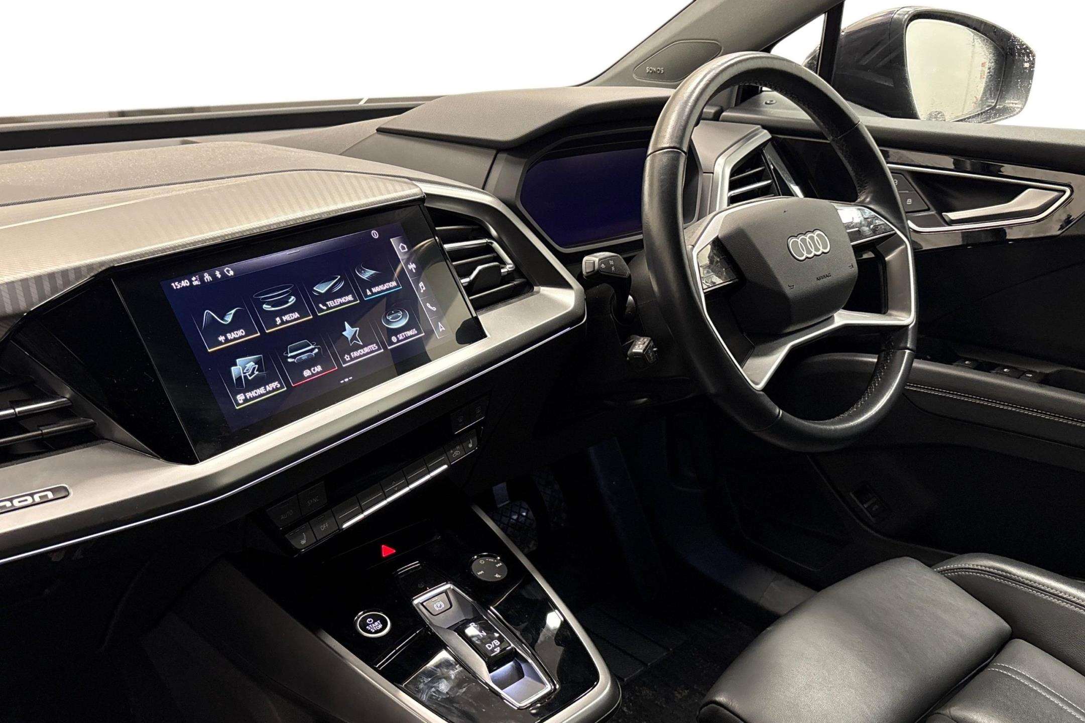 Main listing image - Audi Q4