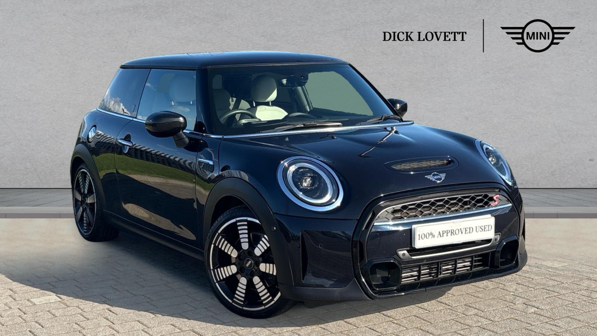 Main listing image - MINI Hatchback