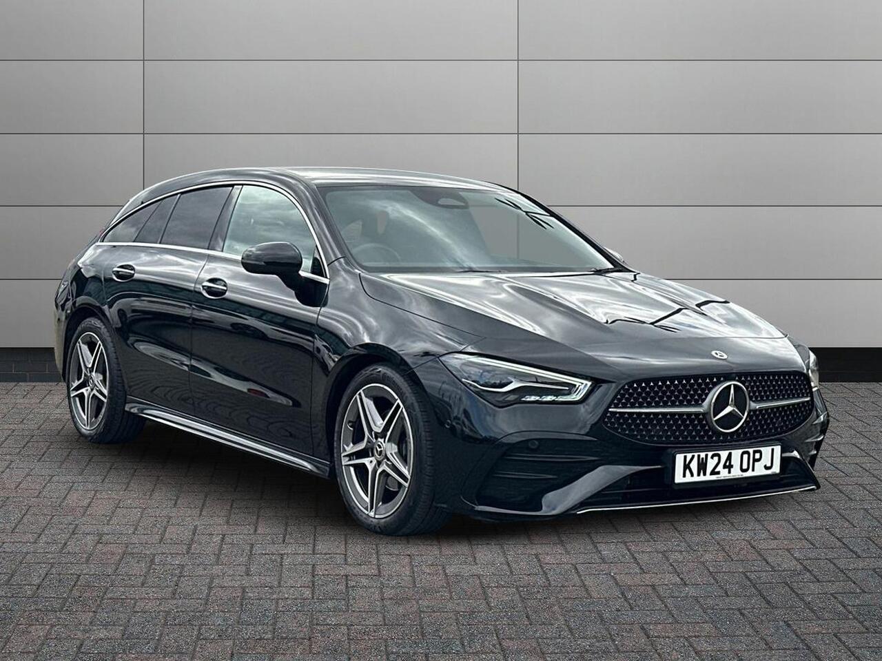 Main listing image - Mercedes-Benz CLA Shooting Brake