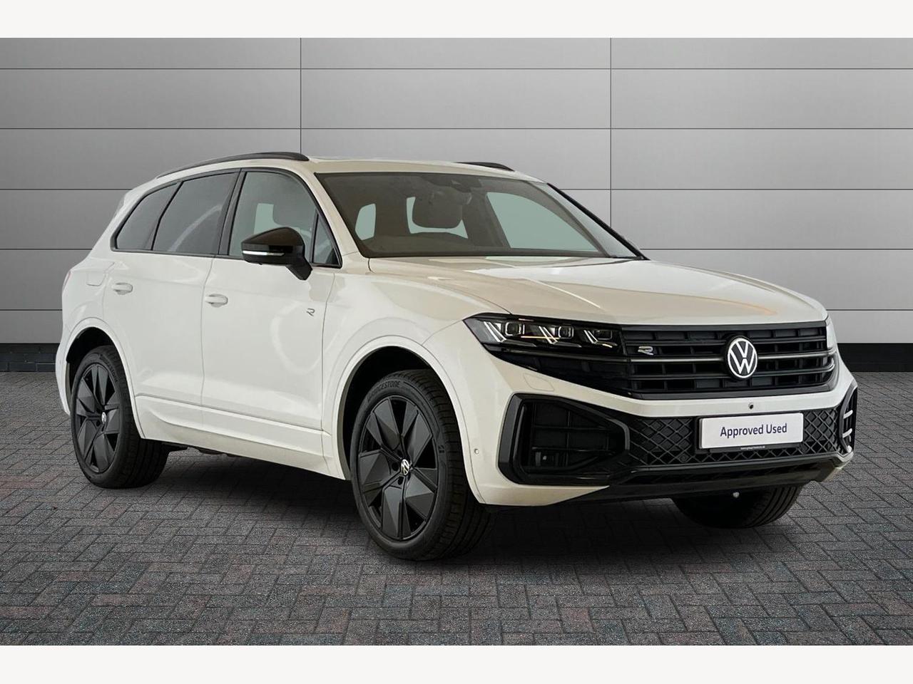 Main listing image - Volkswagen Touareg