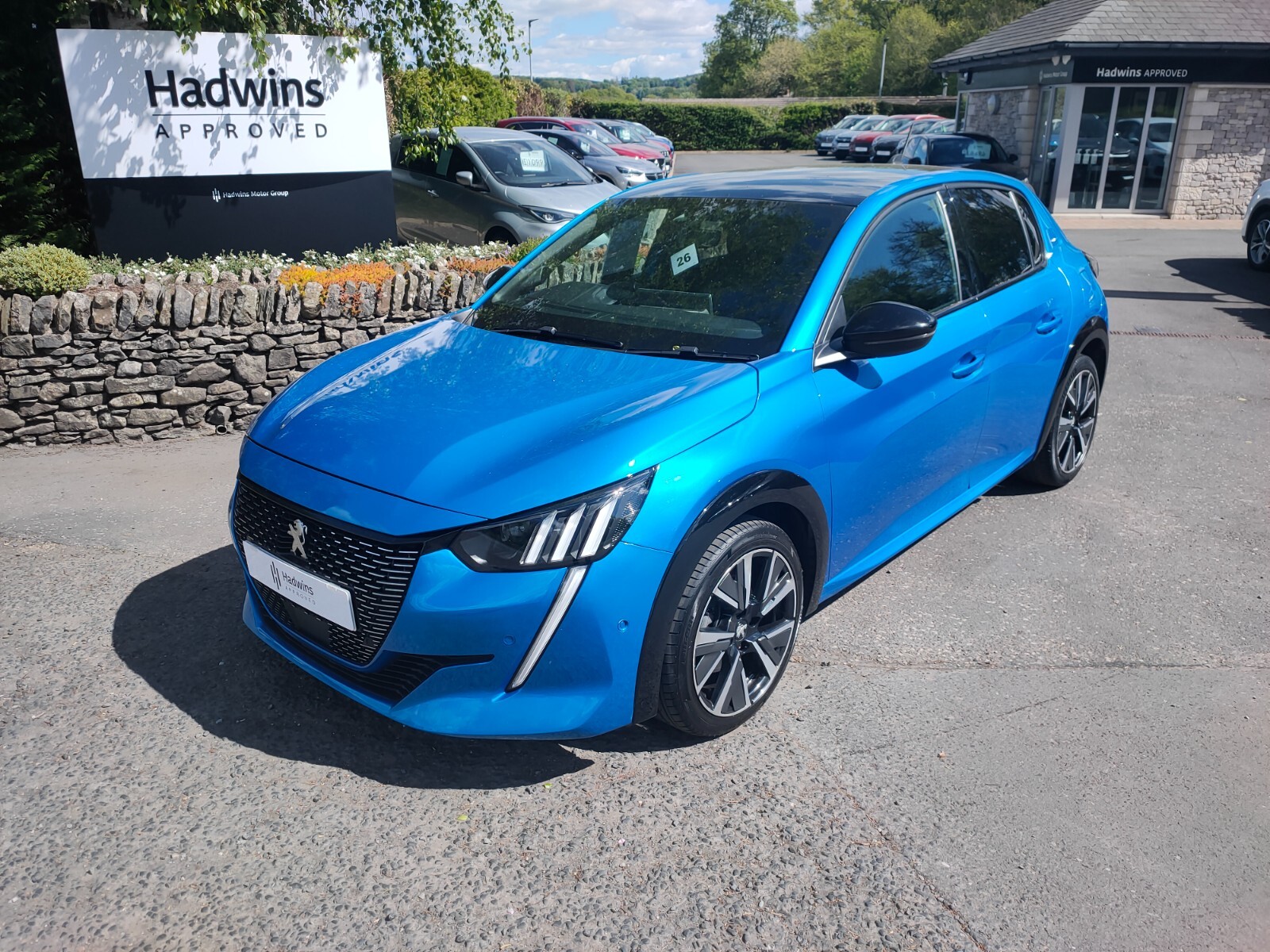 Main listing image - Peugeot 208