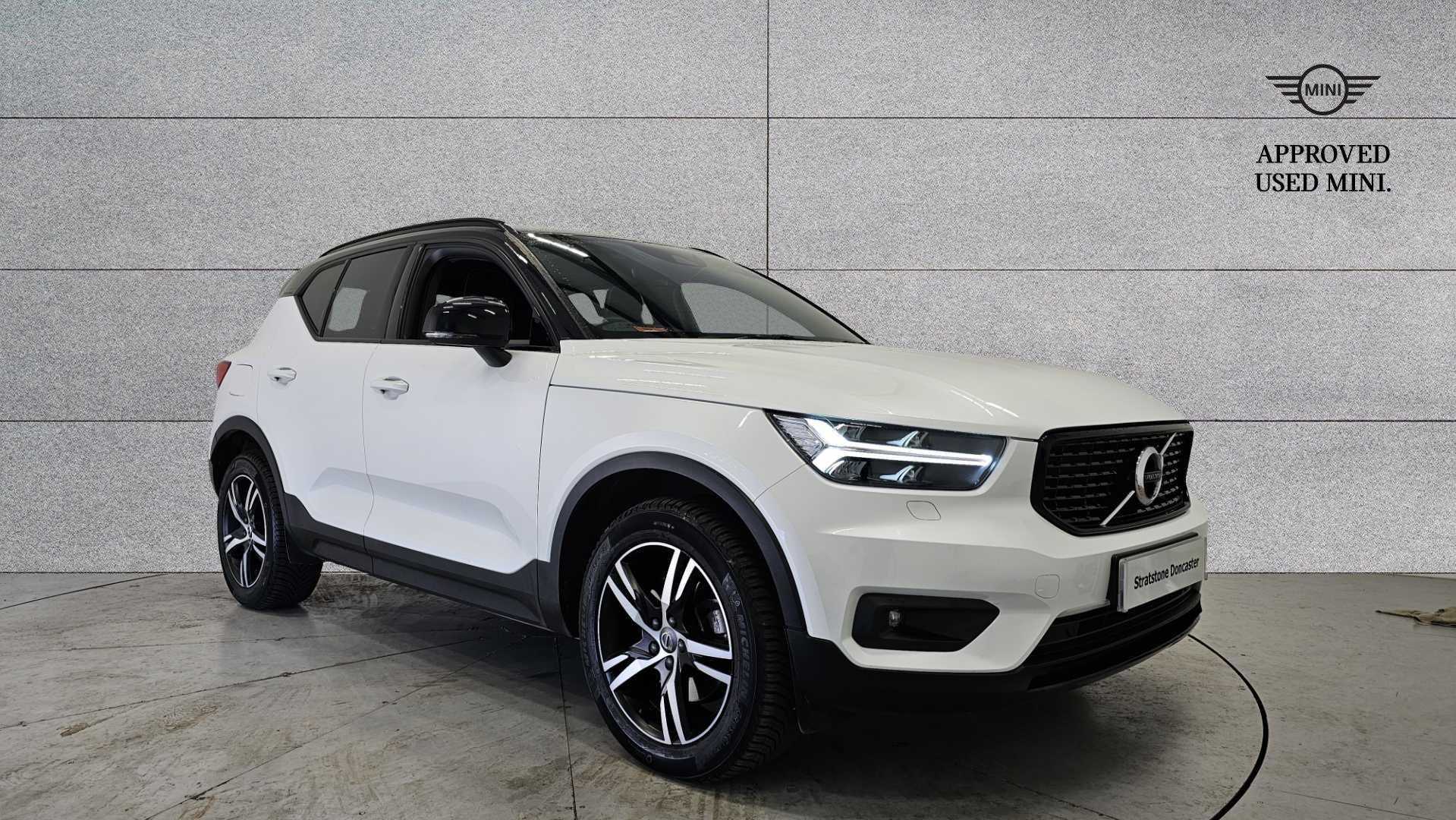 Main listing image - Volvo XC40