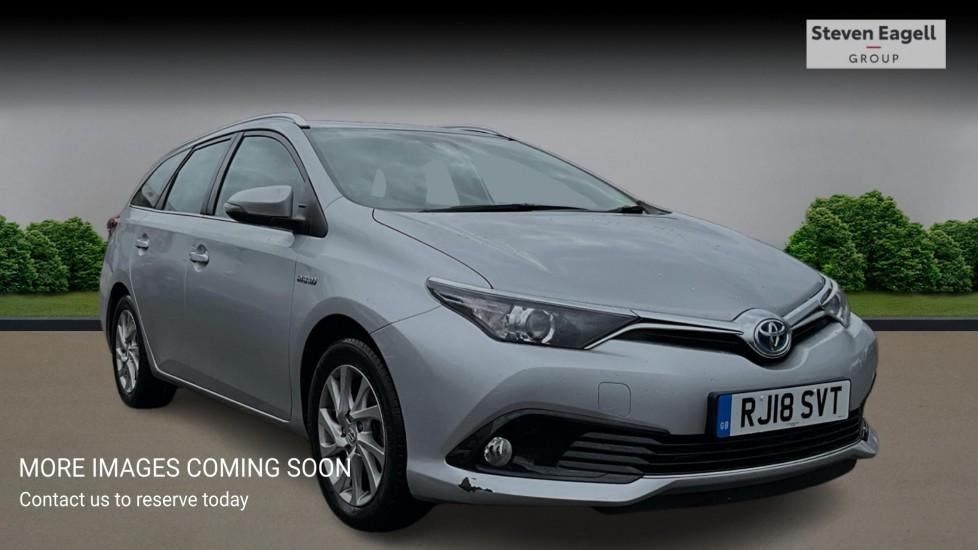 Main listing image - Toyota Auris Touring Sport