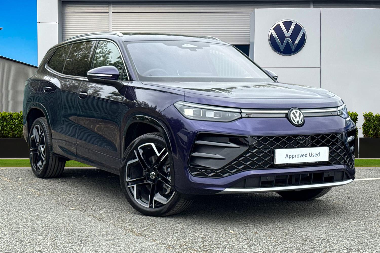 Main listing image - Volkswagen Tayron