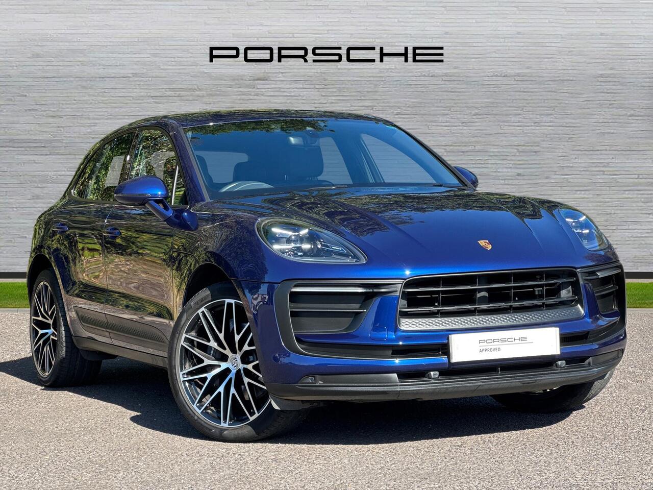 Main listing image - Porsche Macan