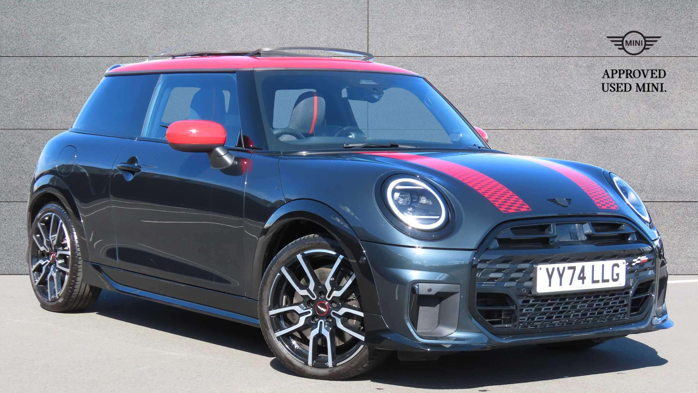 Main listing image - MINI Hatchback