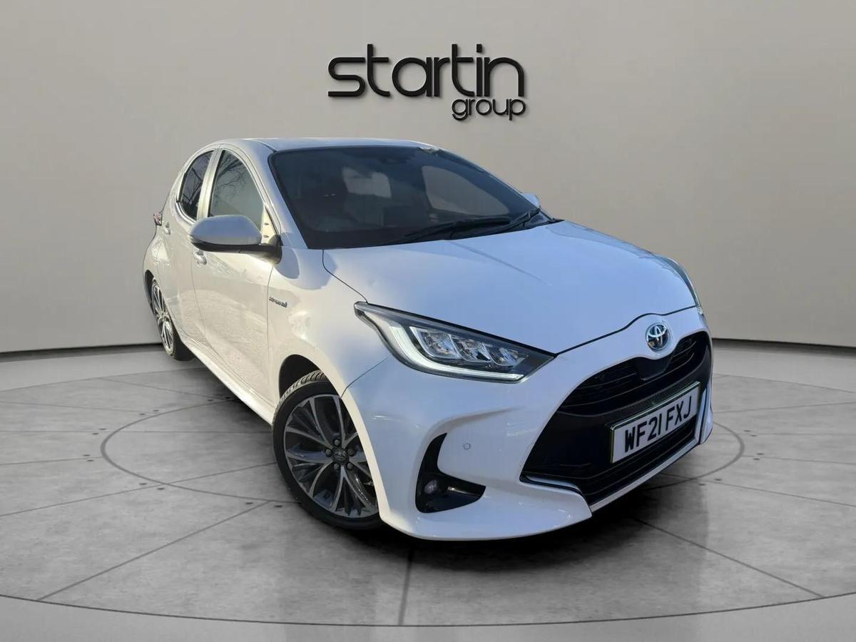 Main listing image - Toyota Yaris