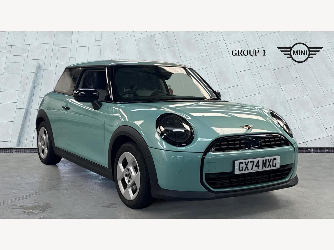 Main listing image - MINI Hatchback