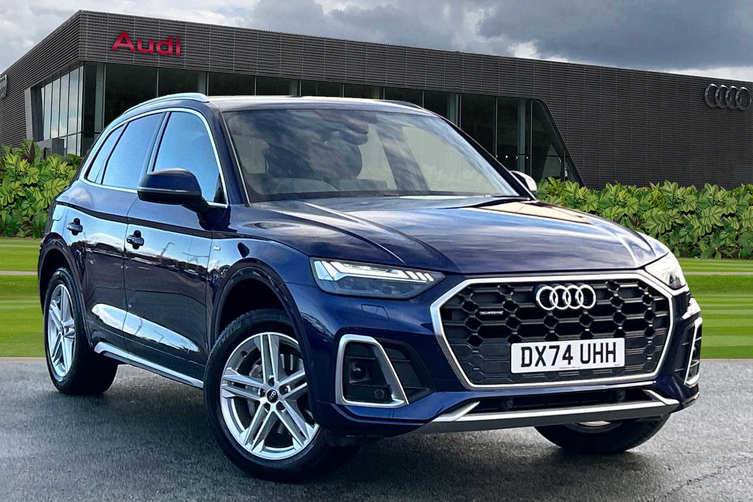 Main listing image - Audi Q5