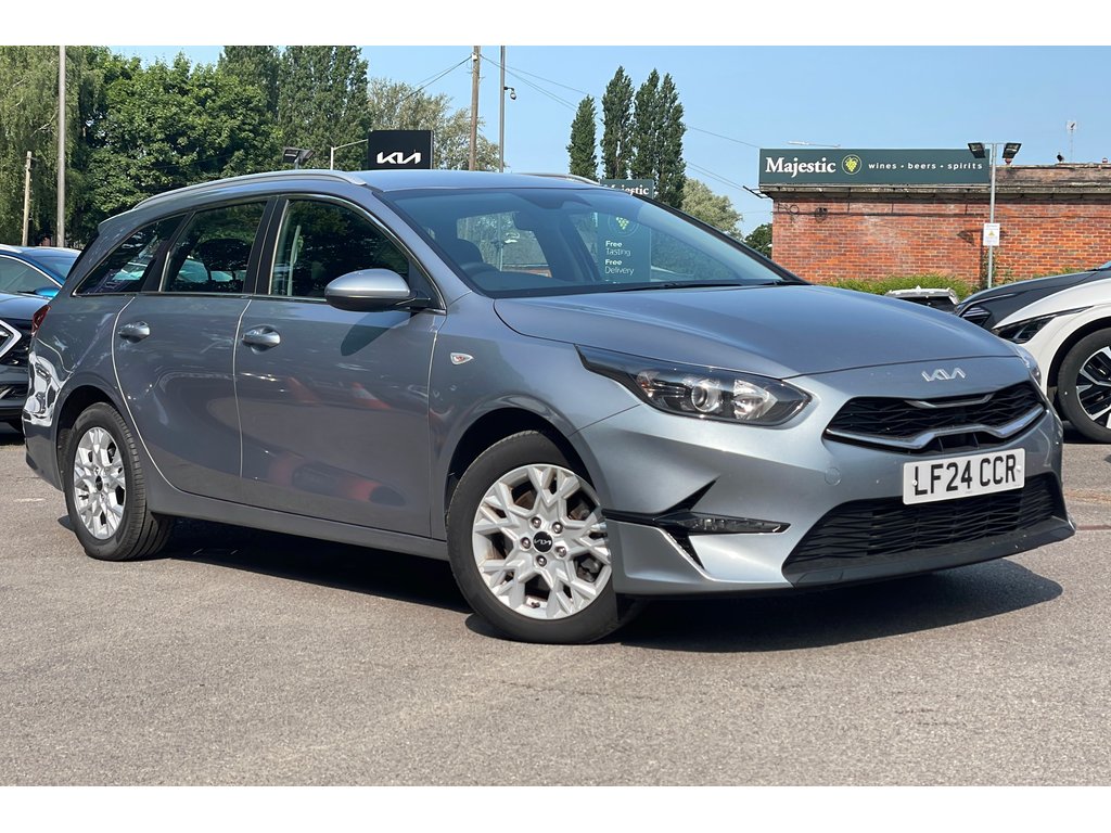 Main listing image - Kia Ceed SW