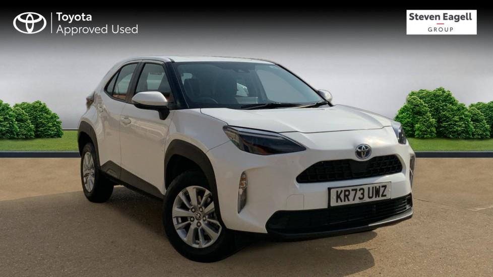 Main listing image - Toyota Yaris Cross