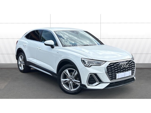 Main listing image - Audi Q3