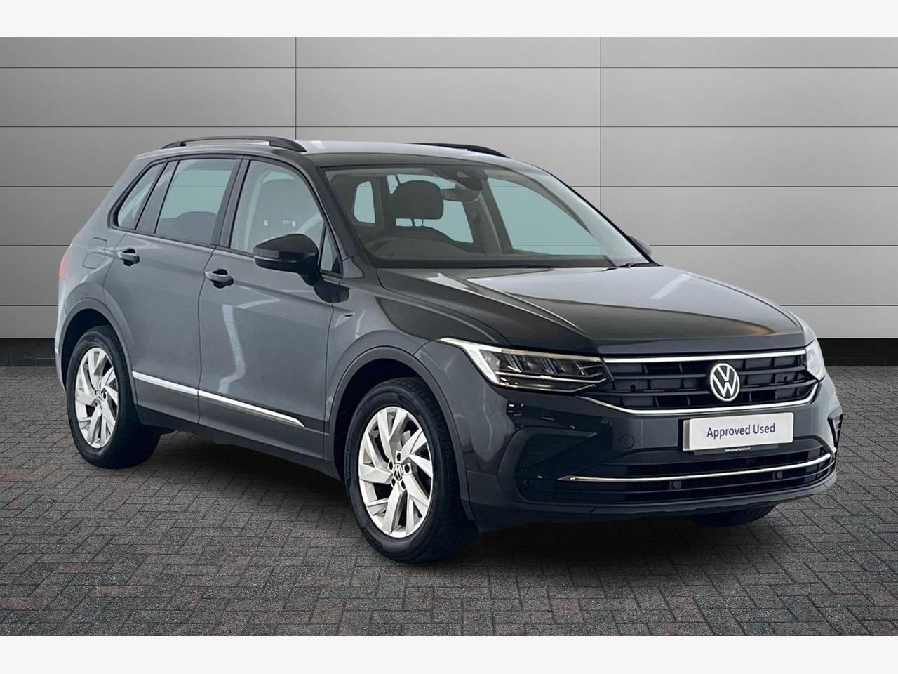 Main listing image - Volkswagen Tiguan