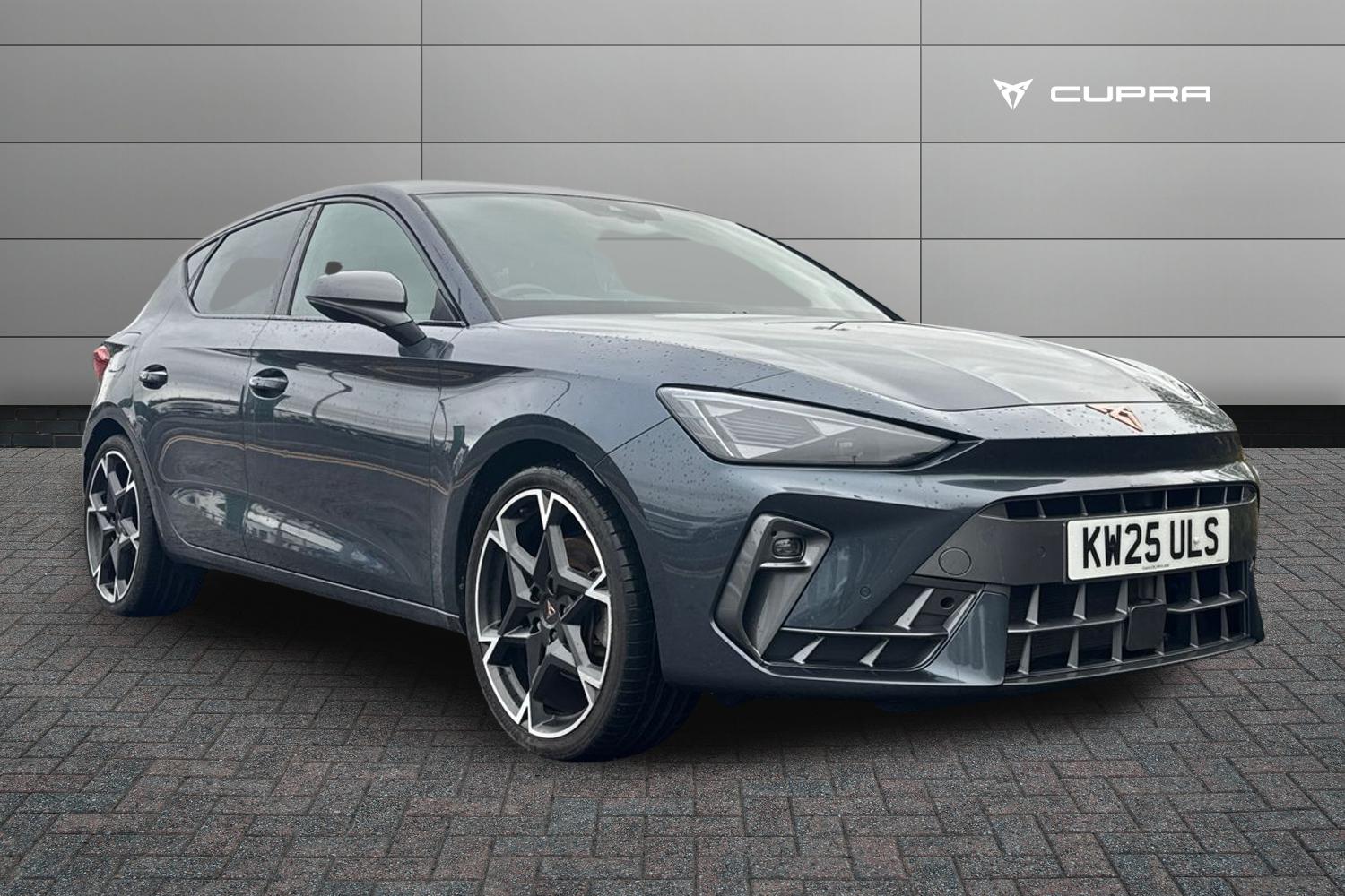 Main listing image - Cupra Leon