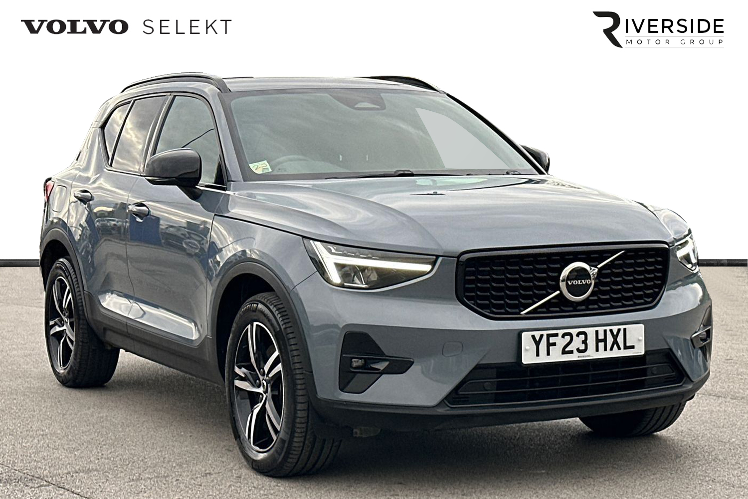 Main listing image - Volvo XC40