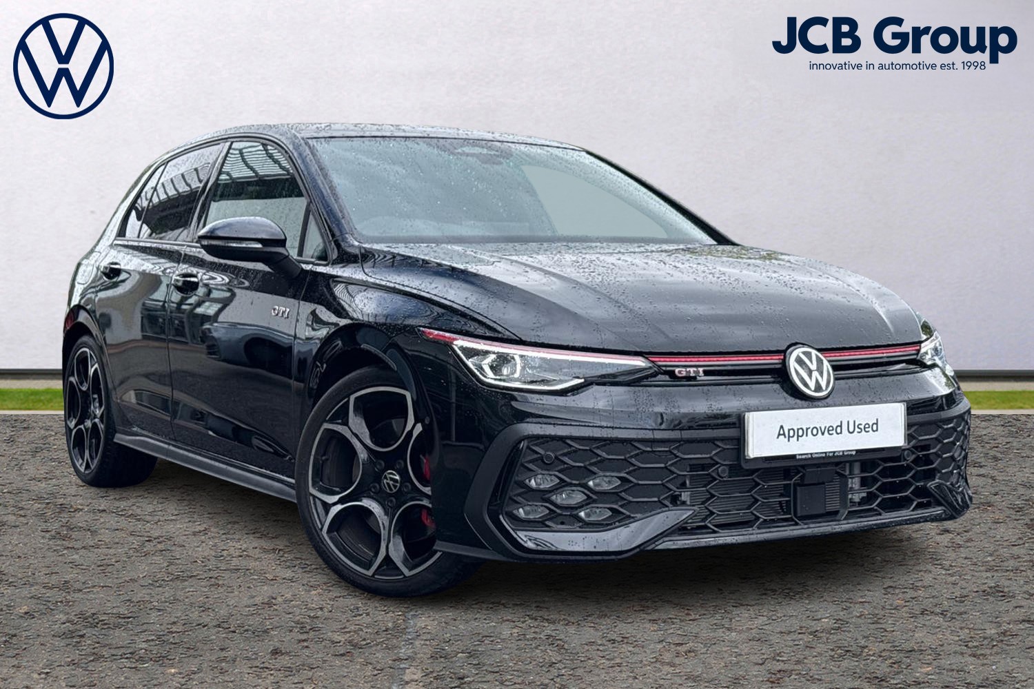 Main listing image - Volkswagen Golf