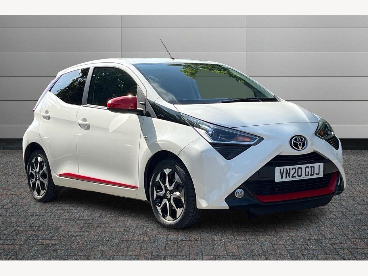 Main listing image - Toyota Aygo
