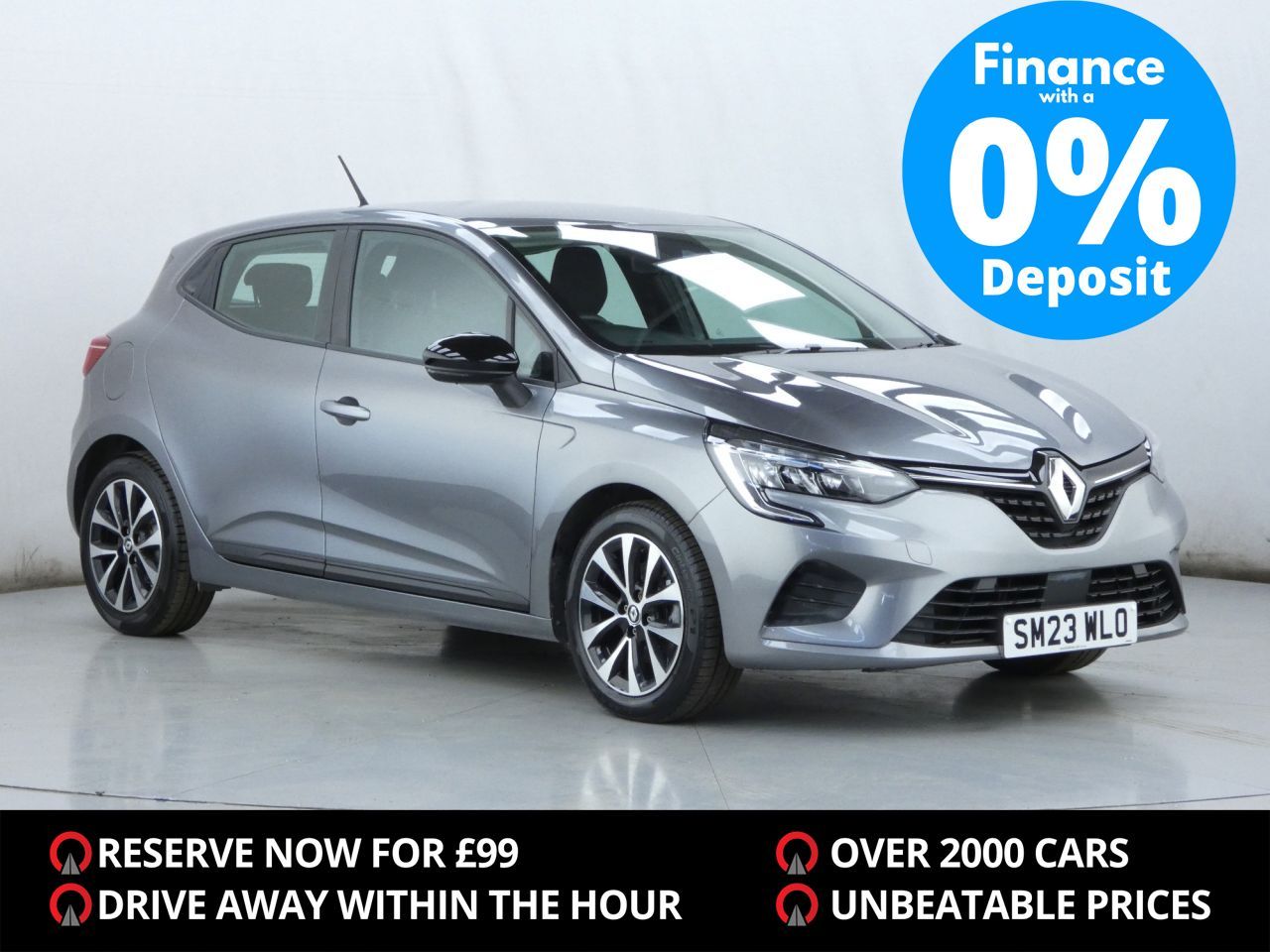 Main listing image - Renault Clio