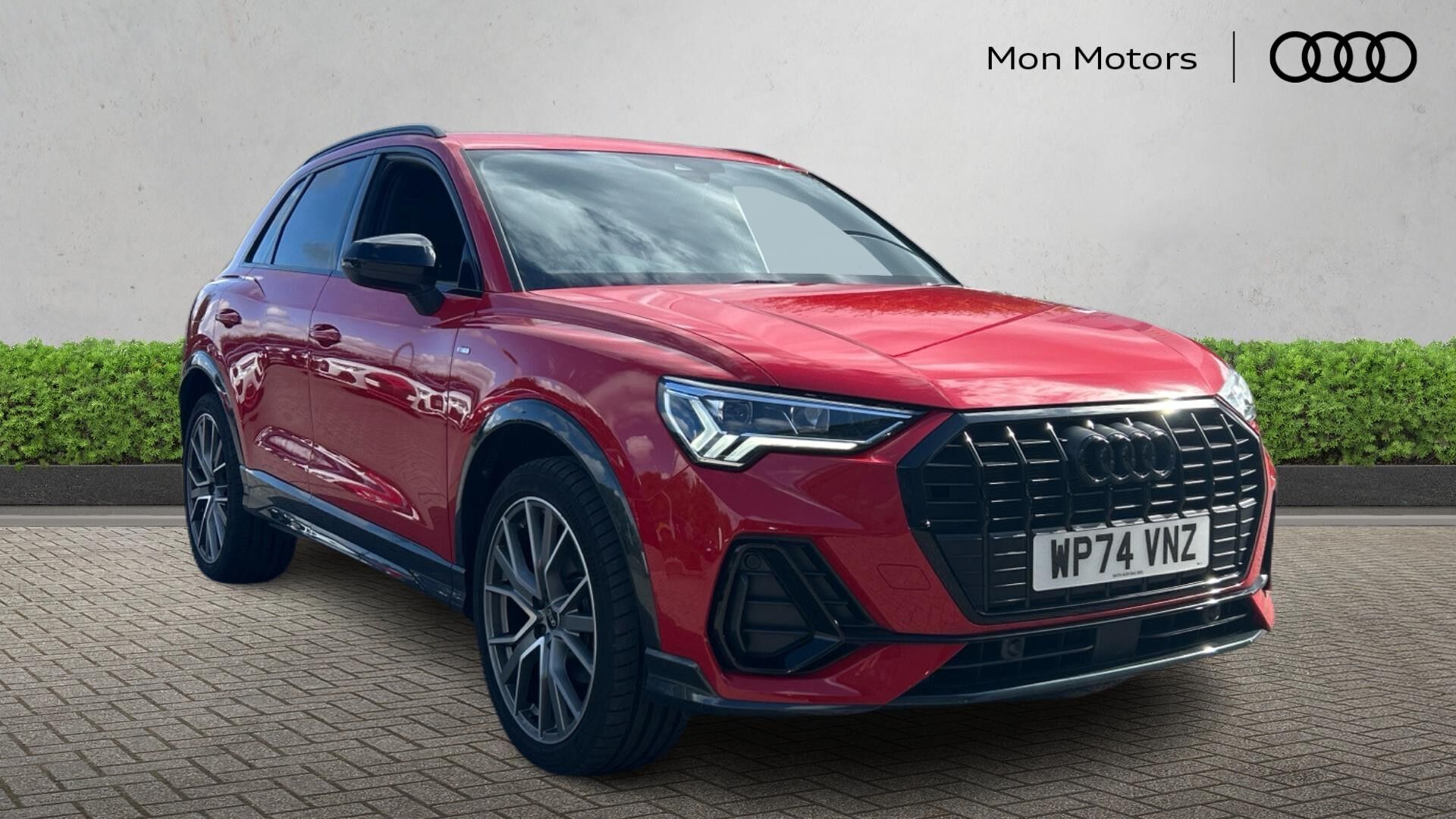 Main listing image - Audi Q3