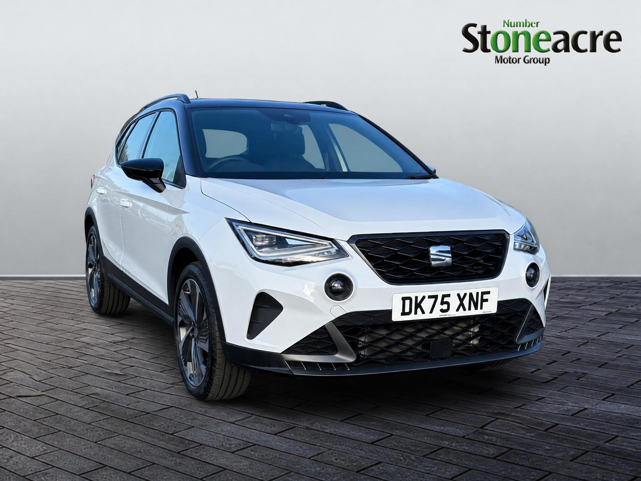 Main listing image - SEAT Arona