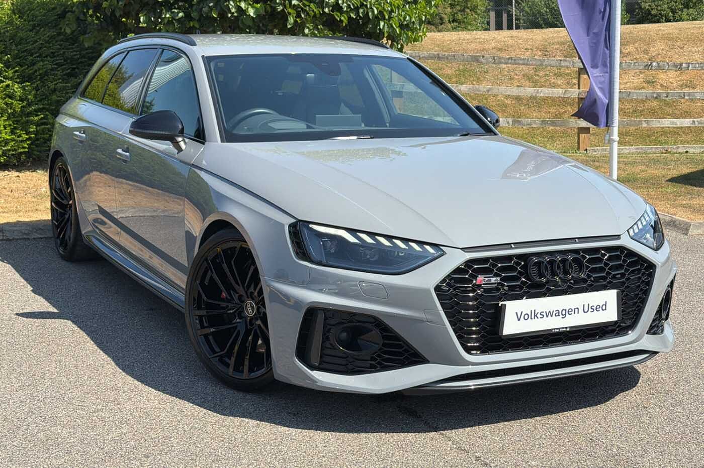 Main listing image - Audi RS4