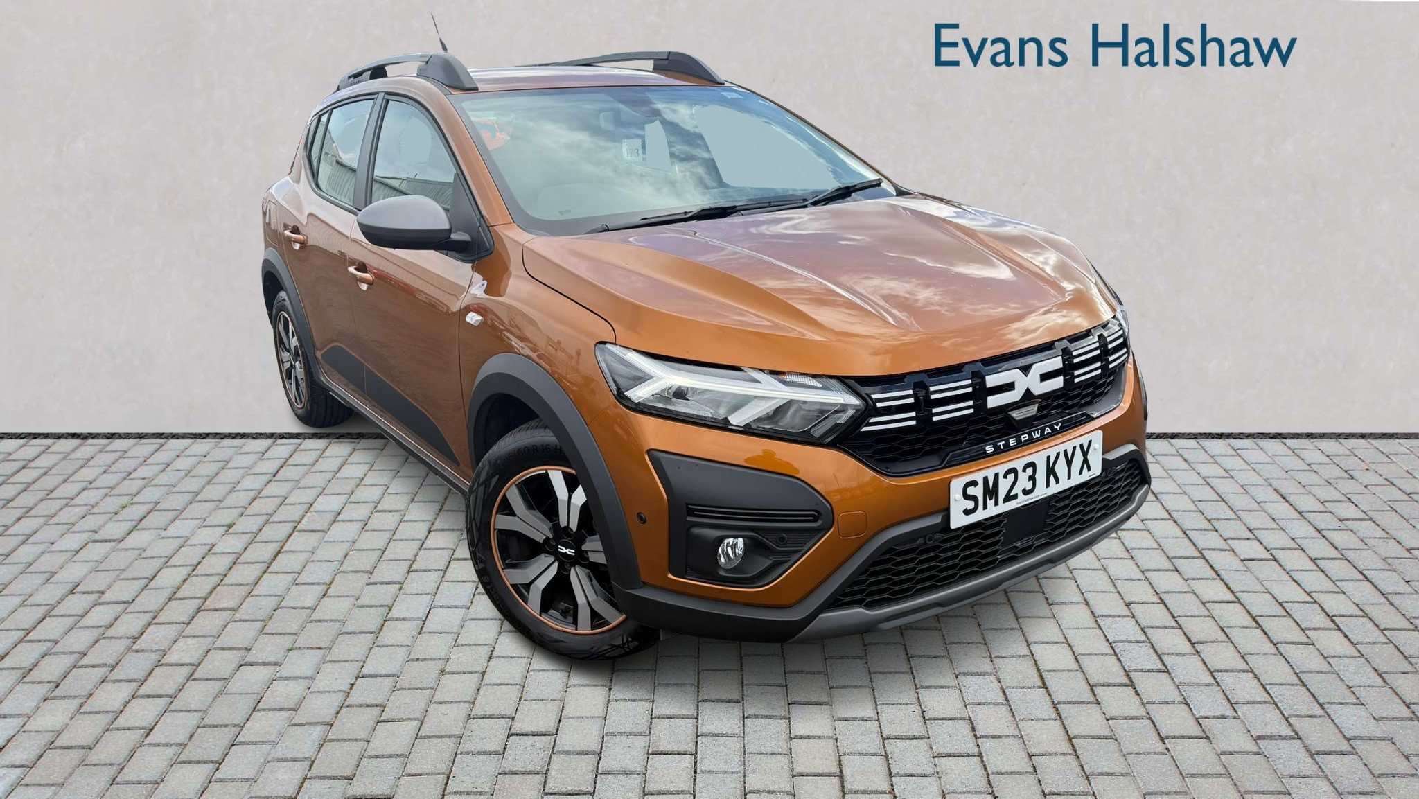 Main listing image - Dacia Sandero Stepway