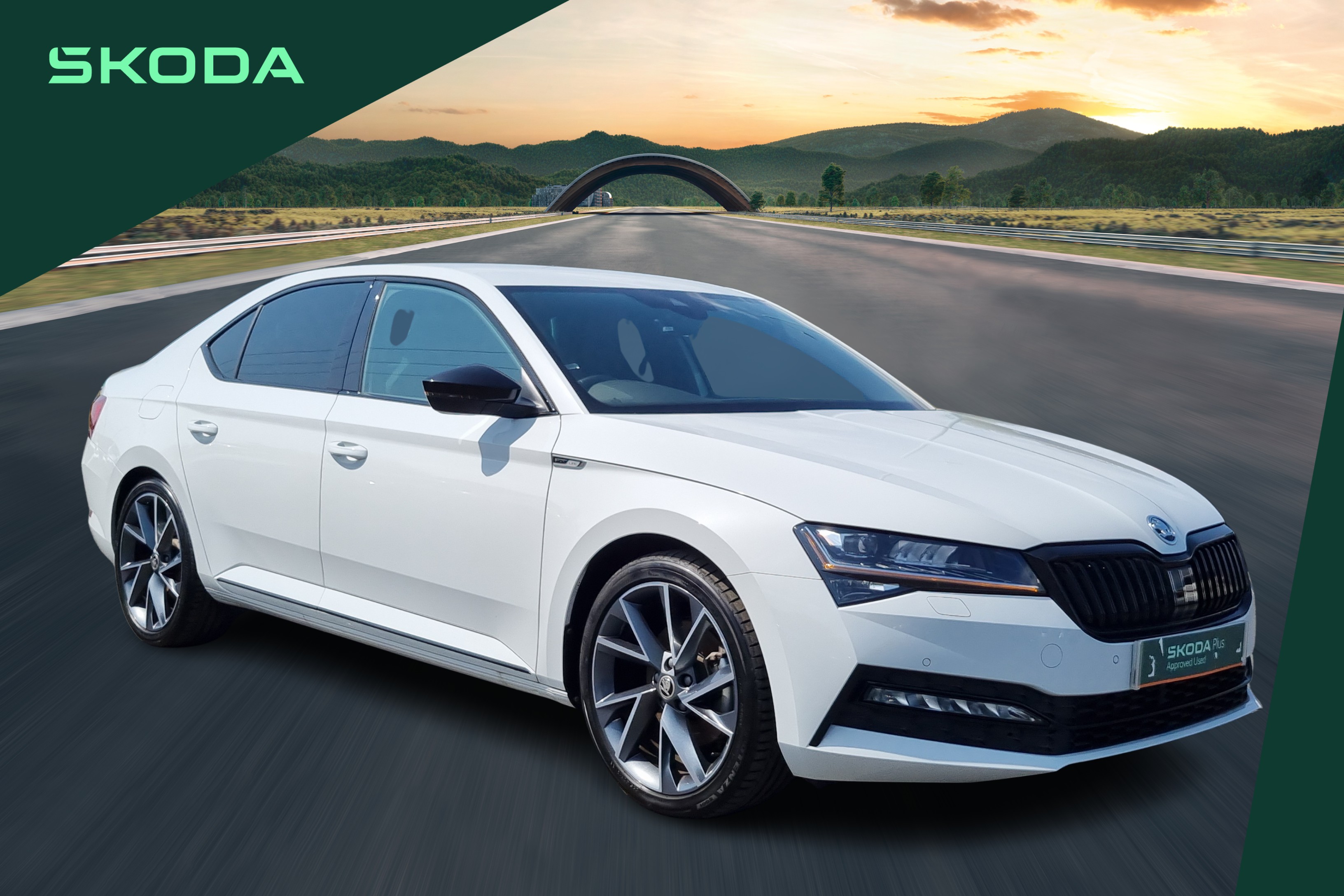 Main listing image - Skoda Superb