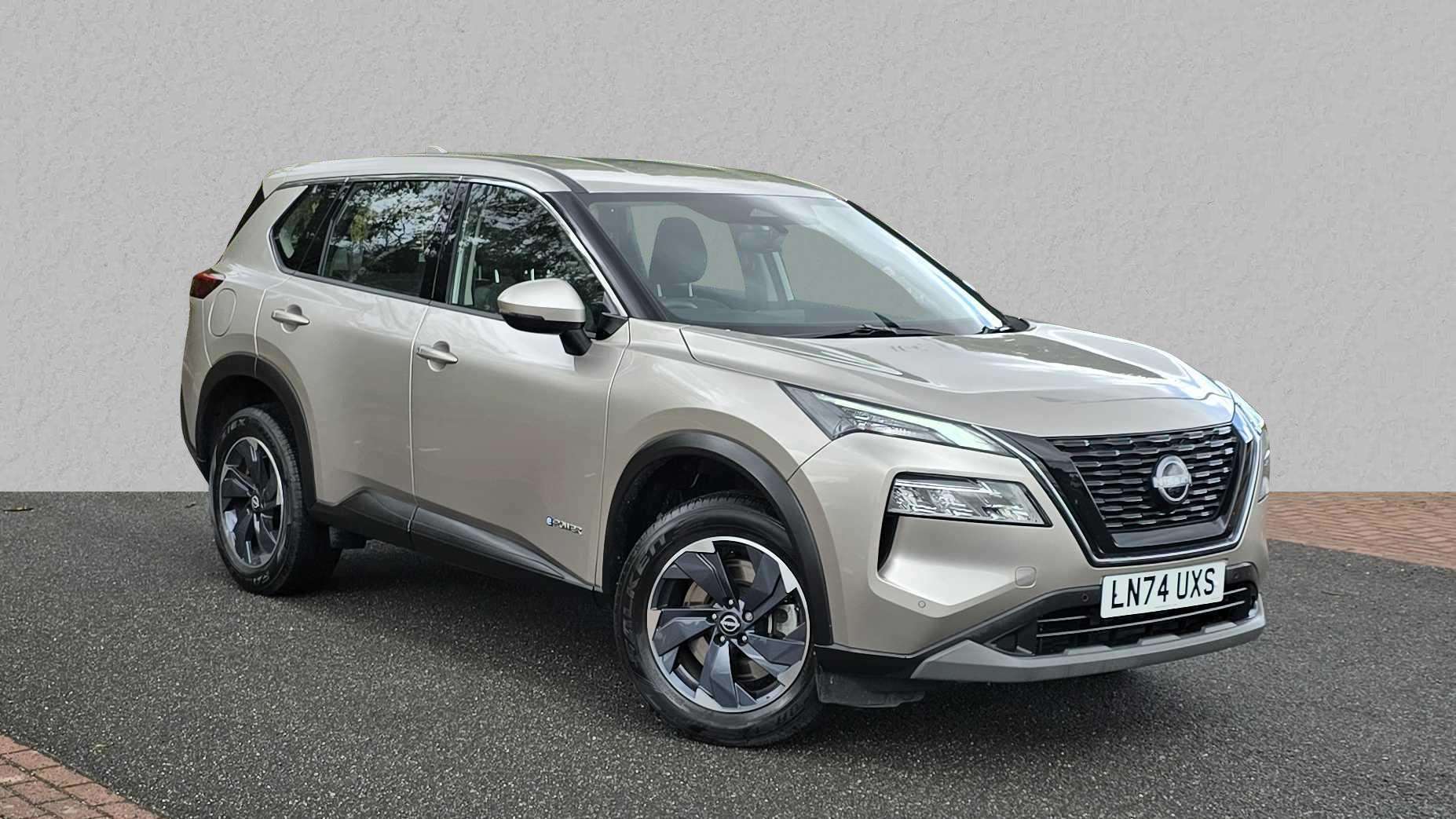 Main listing image - Nissan X-Trail