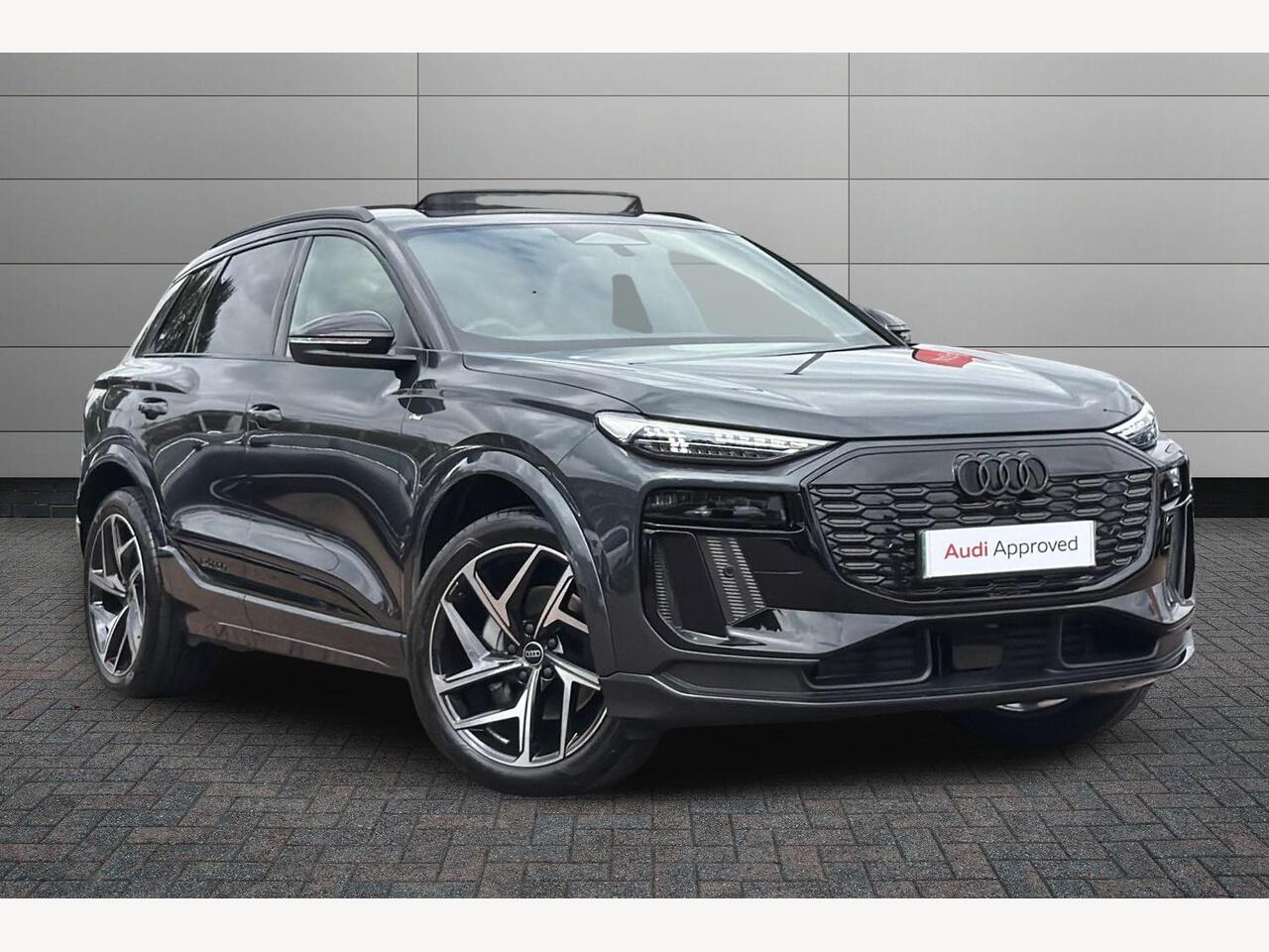 Main listing image - Audi Q6