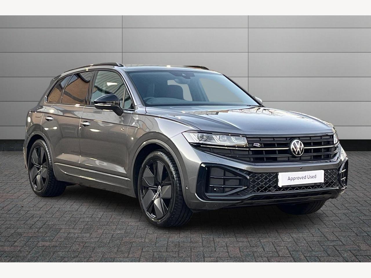 Main listing image - Volkswagen Touareg